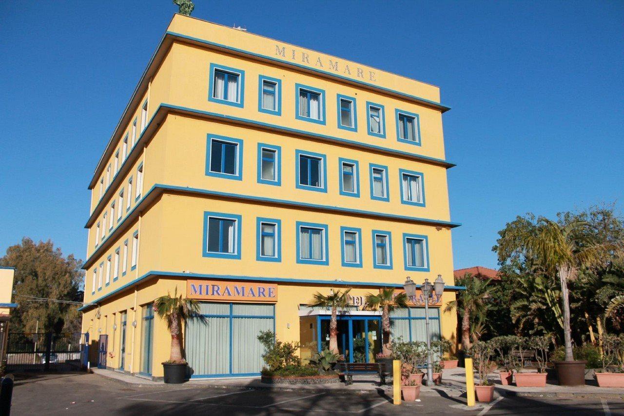 Miramare Hotel CTA Exterior foto
